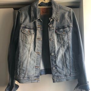 Levi’s denim jacket